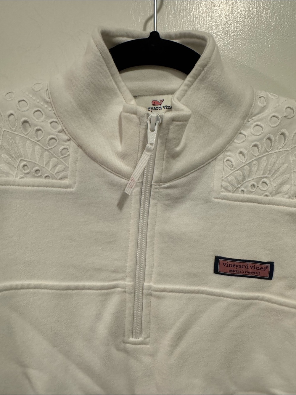 Vineyard Vines Shep Sweatshirt Womens Small White Lace Accent Whale Logo Prep - Picture 4 of 9
